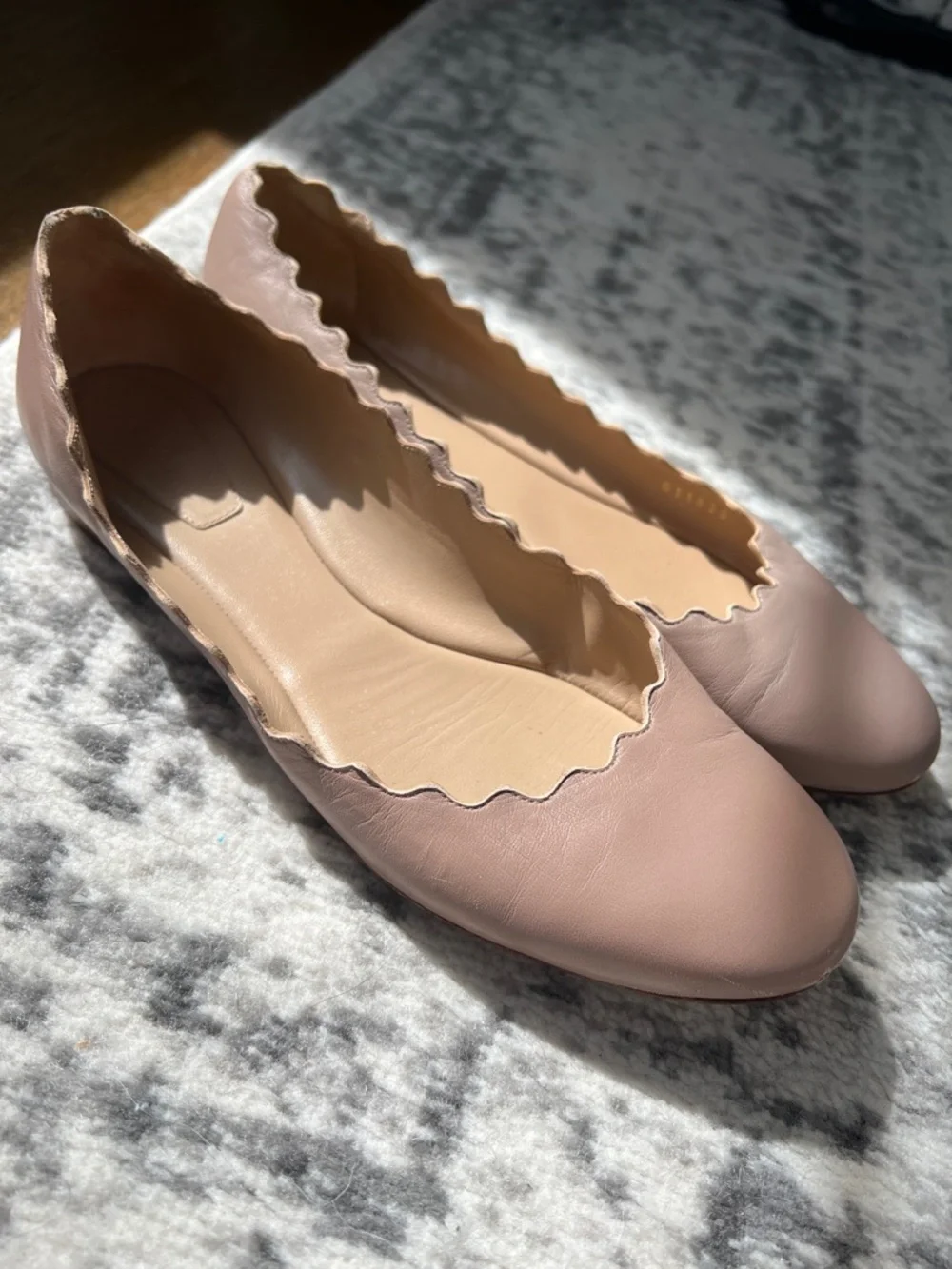 Chloe Scalloped Edge Flats in Dusty Pink